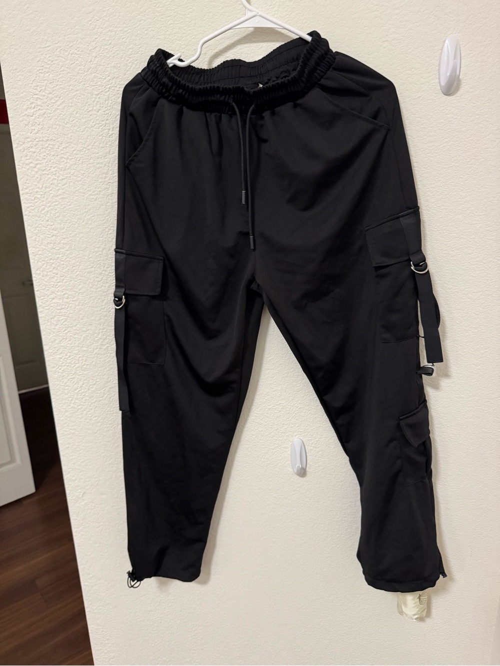 Easy care elastic band waist cargo pants